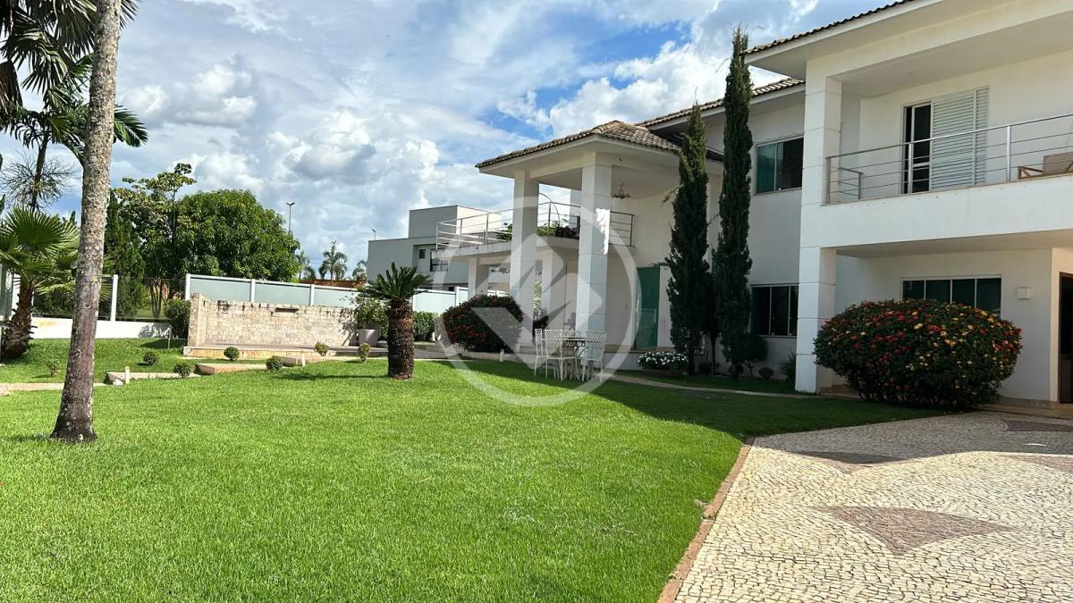 SOBRADO EM CONDOMÍNIO · Alphaville Flamboyant Residencial Cruzeiro do Sul – fachada do empreendimento