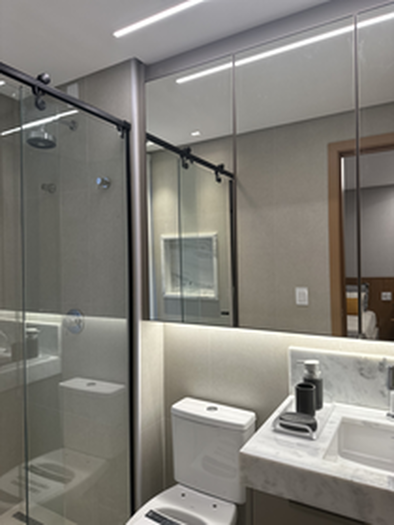 Lavabo Suíte - Apto 135m²