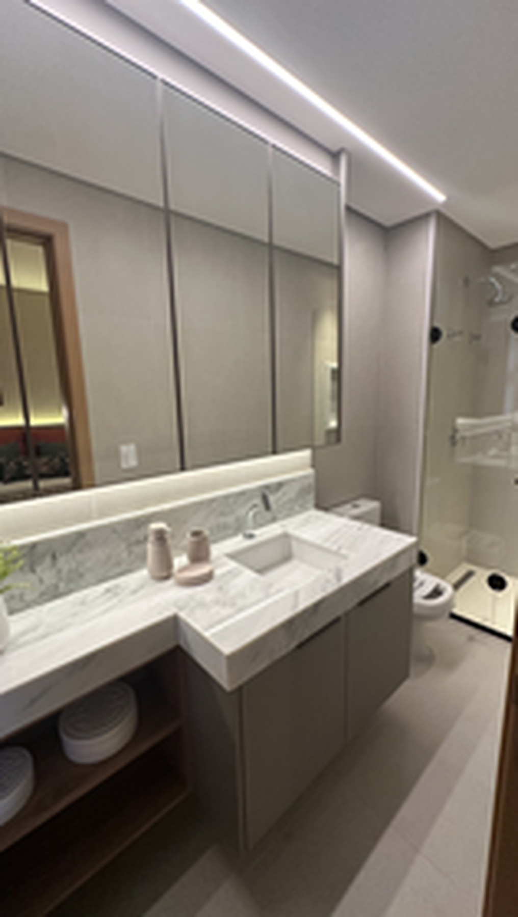 Lavabo Suíte - Apto 135m²